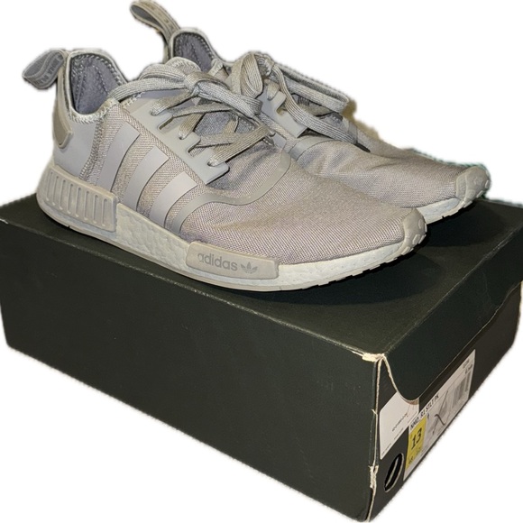 Adidas shoes men’s size 13 - Picture 3 of 3